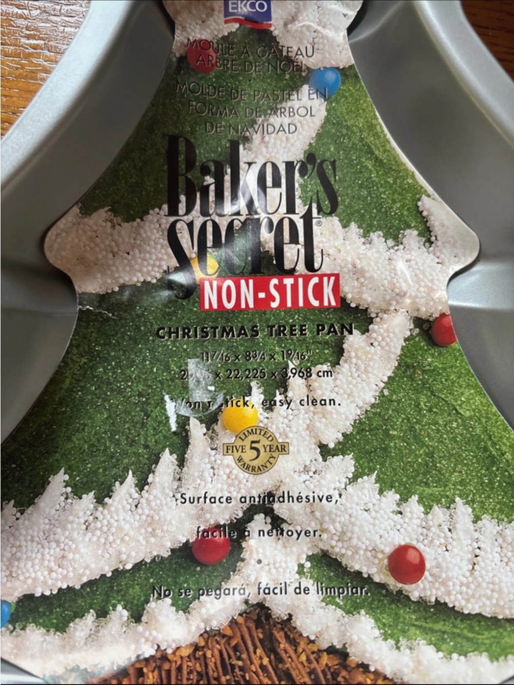 Non-Stick Silver Christmas Tree Baking Pan - Picture 2 of 3